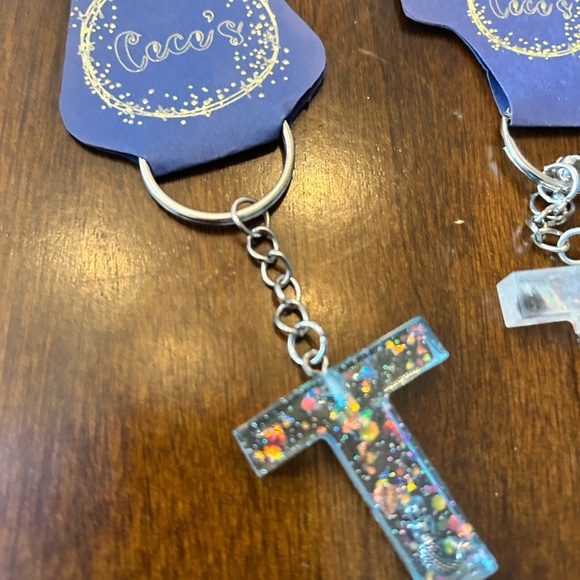 Colorful Glitter 'T' Keychain Duo - Picture 5 of 5